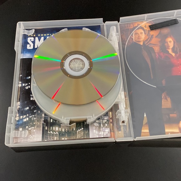 Smallville - The Complete Eighth Season - Picture 11 of 11